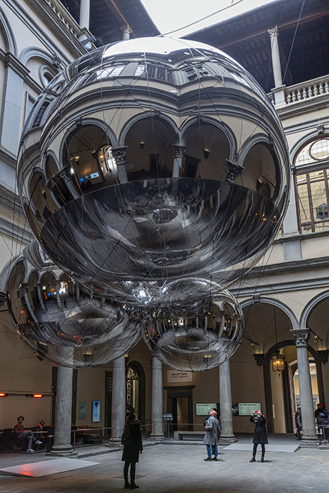 Tomás Saraceno